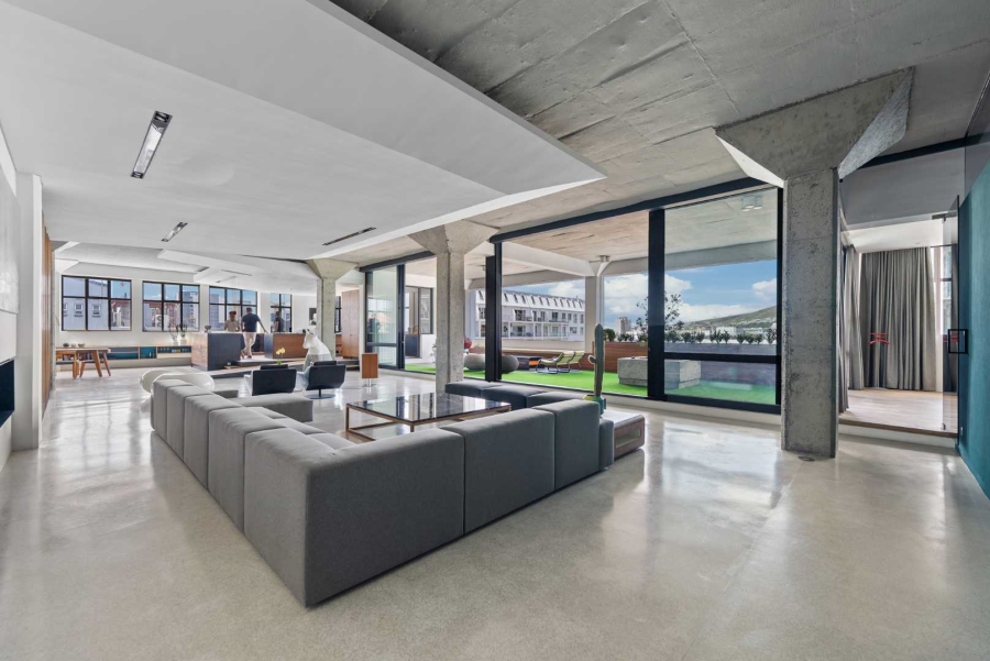 2 Bedroom Property for Sale in Gardens Western Cape